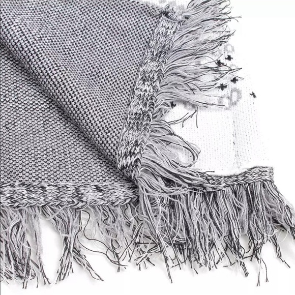 Lea Boho Fringe Oversized Knit Kimono wrap Cardi - Picture 9 of 10